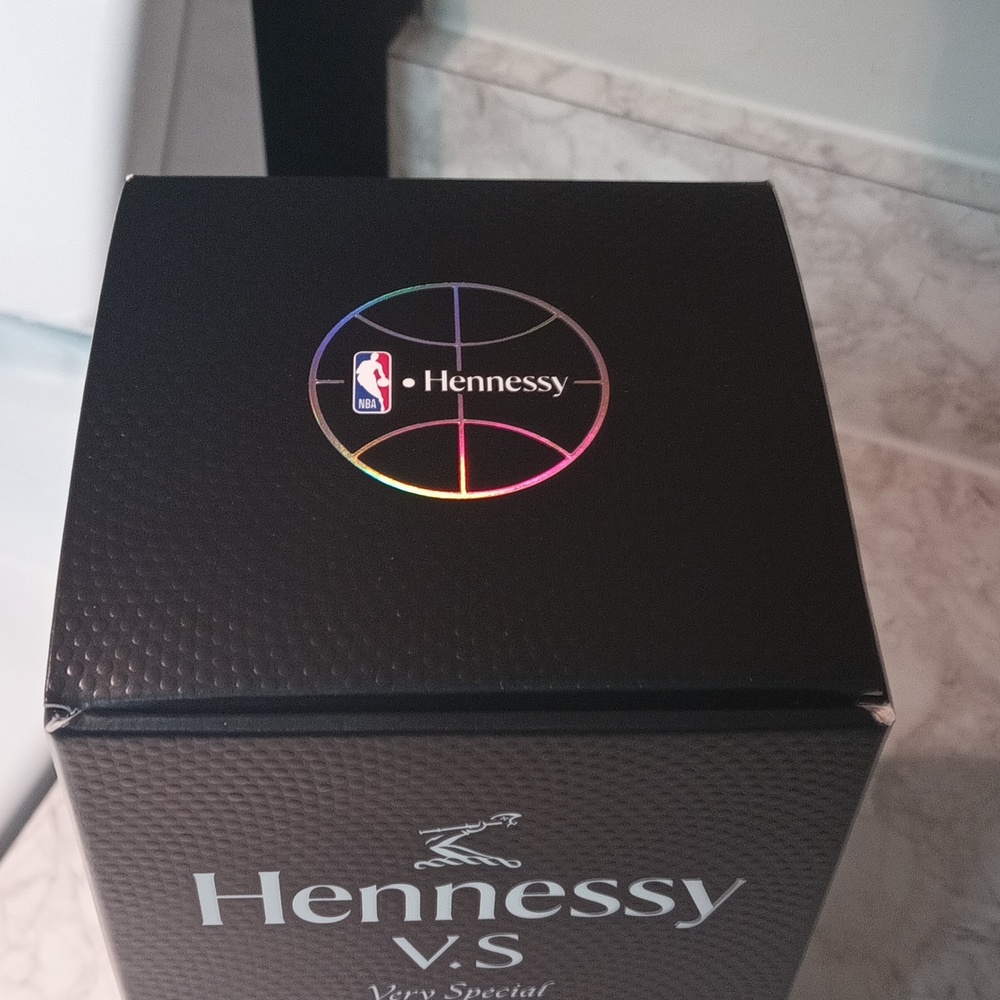 Collectors Edition - Picture 3 of 10